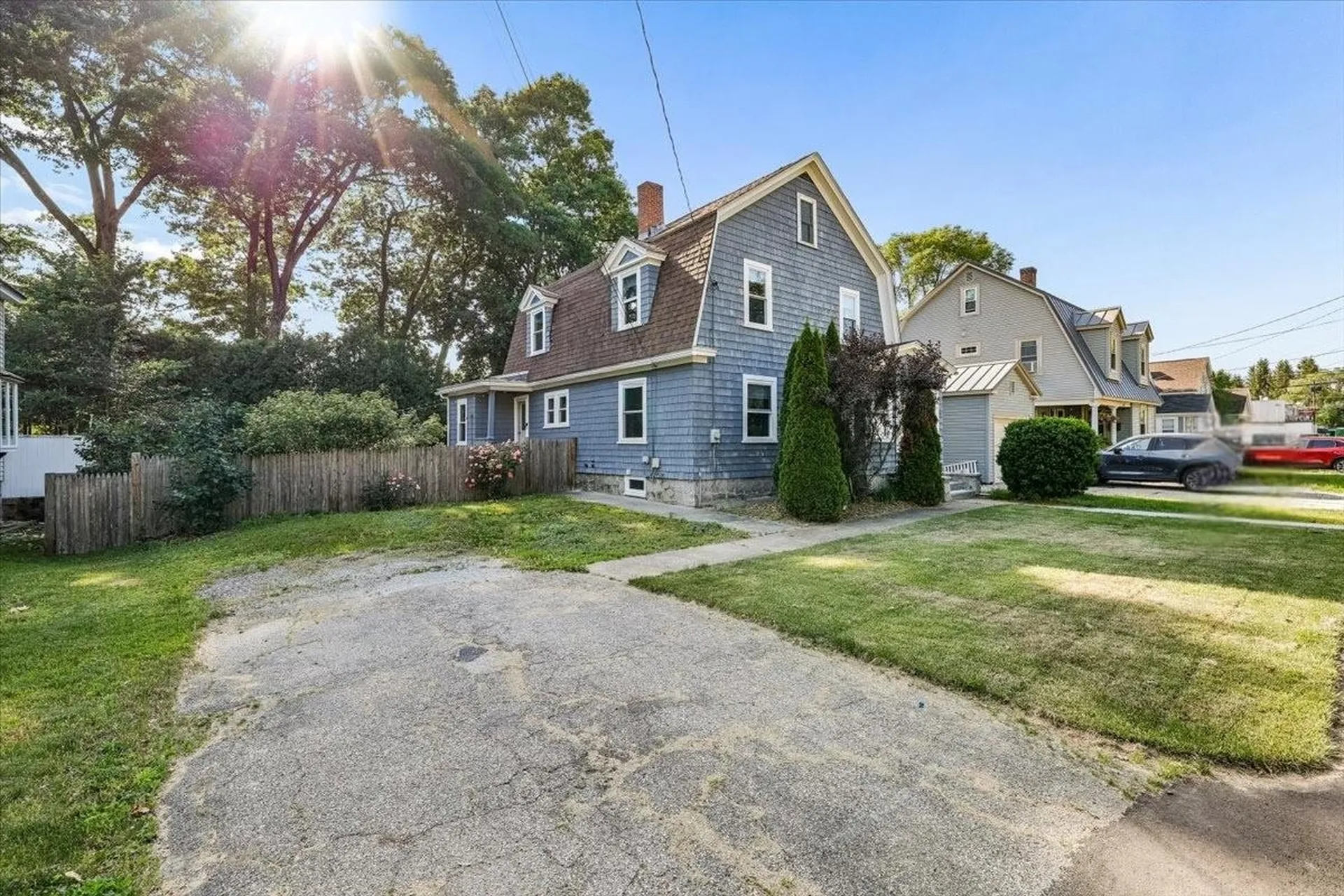 838 Maple Street Manchester NH 03104