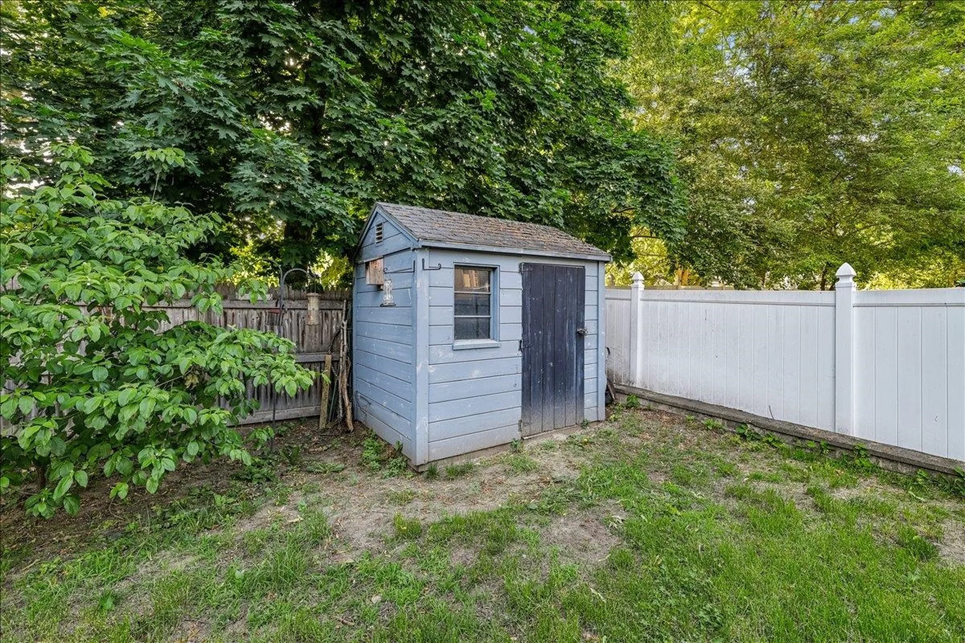 838 Maple Street Manchester NH 03104