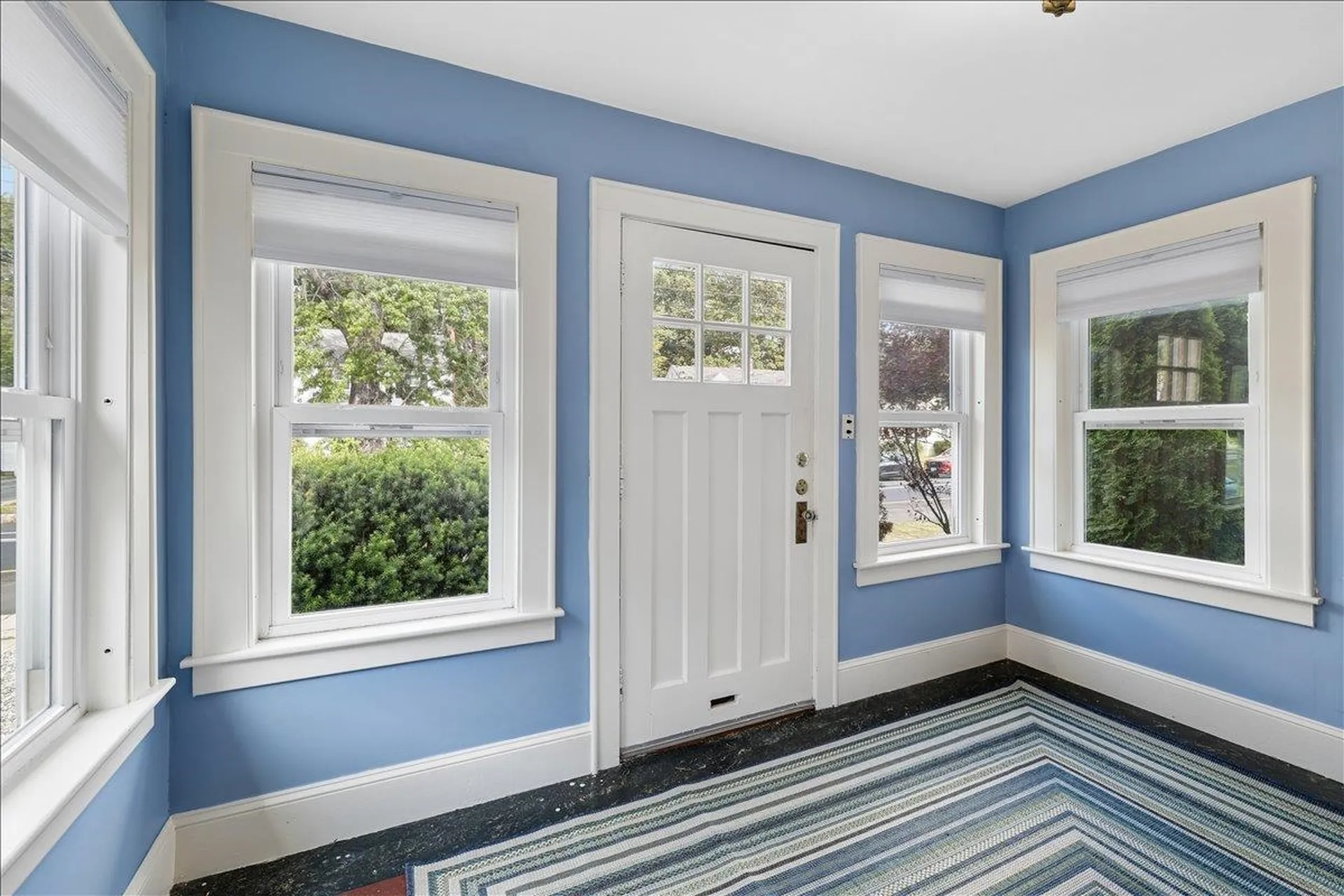 838 Maple Street Manchester NH 03104