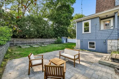 838 Maple Street Manchester NH 03104