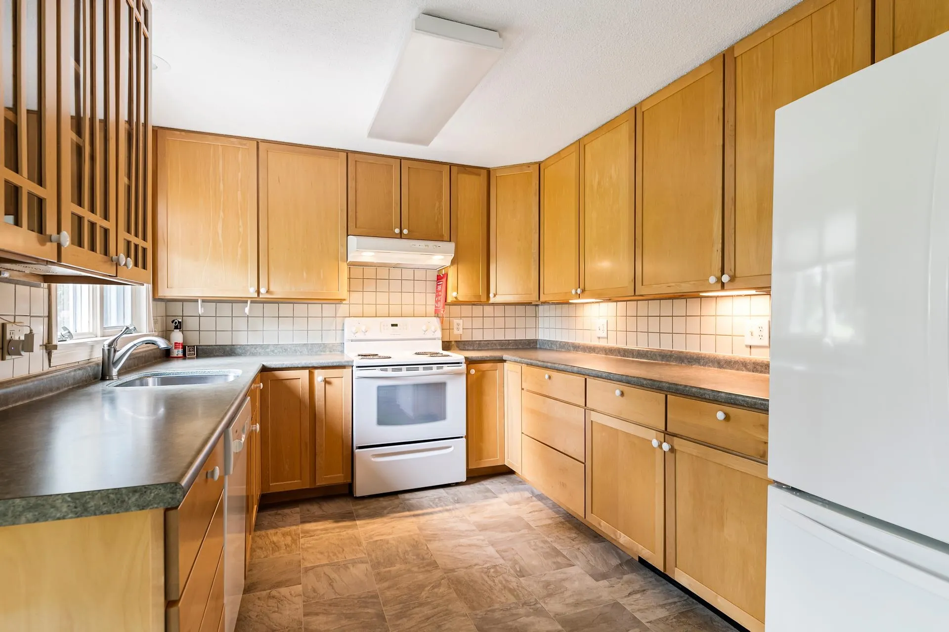 128 Hilltop Place New London NH 03257