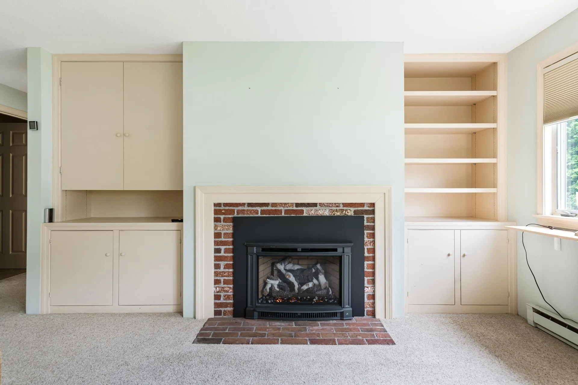 128 Hilltop Place New London NH 03257