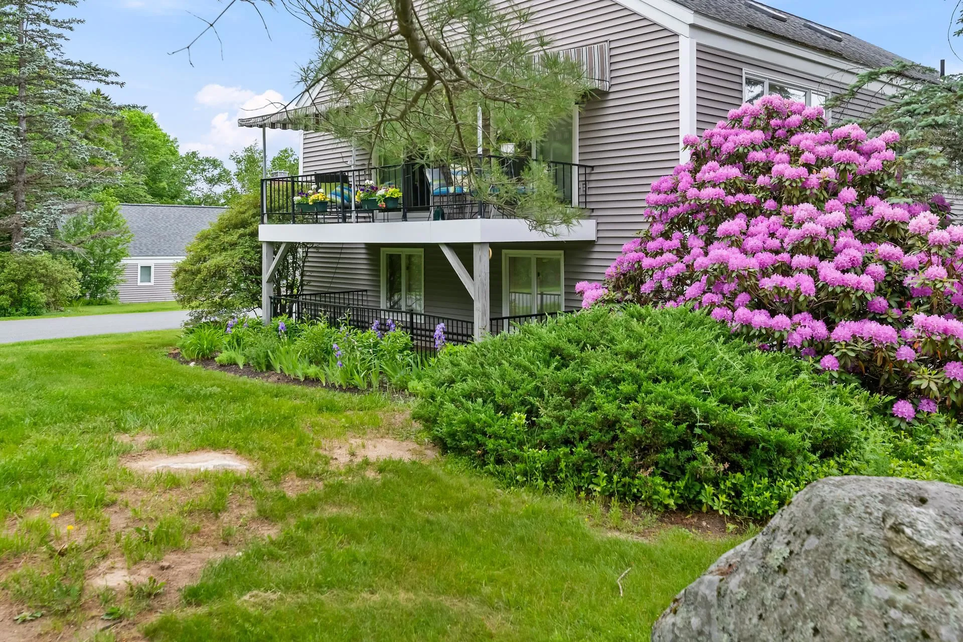 128 Hilltop Place New London NH 03257