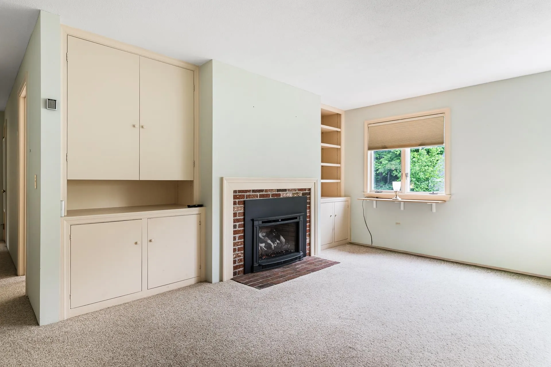 128 Hilltop Place New London NH 03257