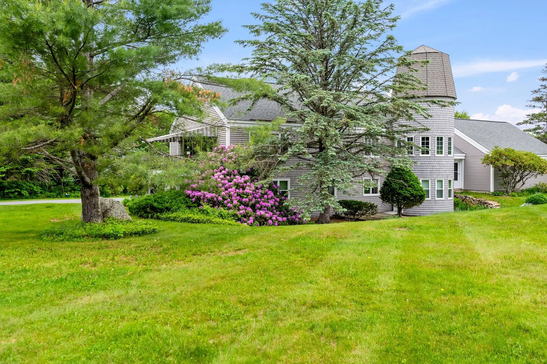128 Hilltop Place New London NH 03257