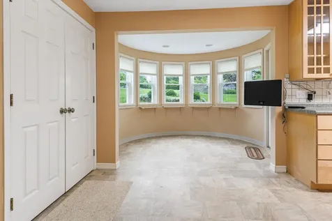 128 Hilltop Place New London NH 03257