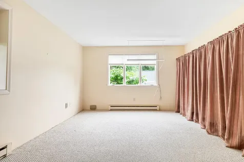 128 Hilltop Place New London NH 03257