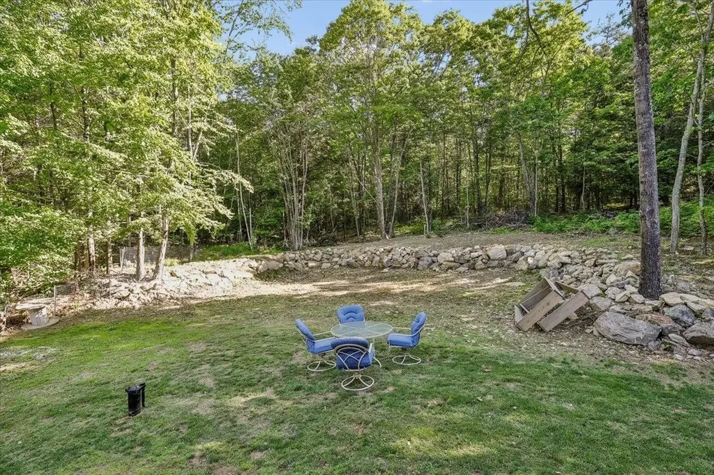 165 Governors Road Pittsfield NH 03263