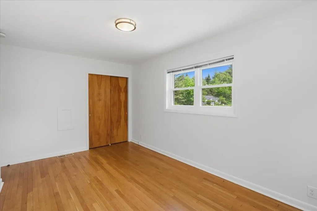 395 Barnumville Road Manchester VT 05255