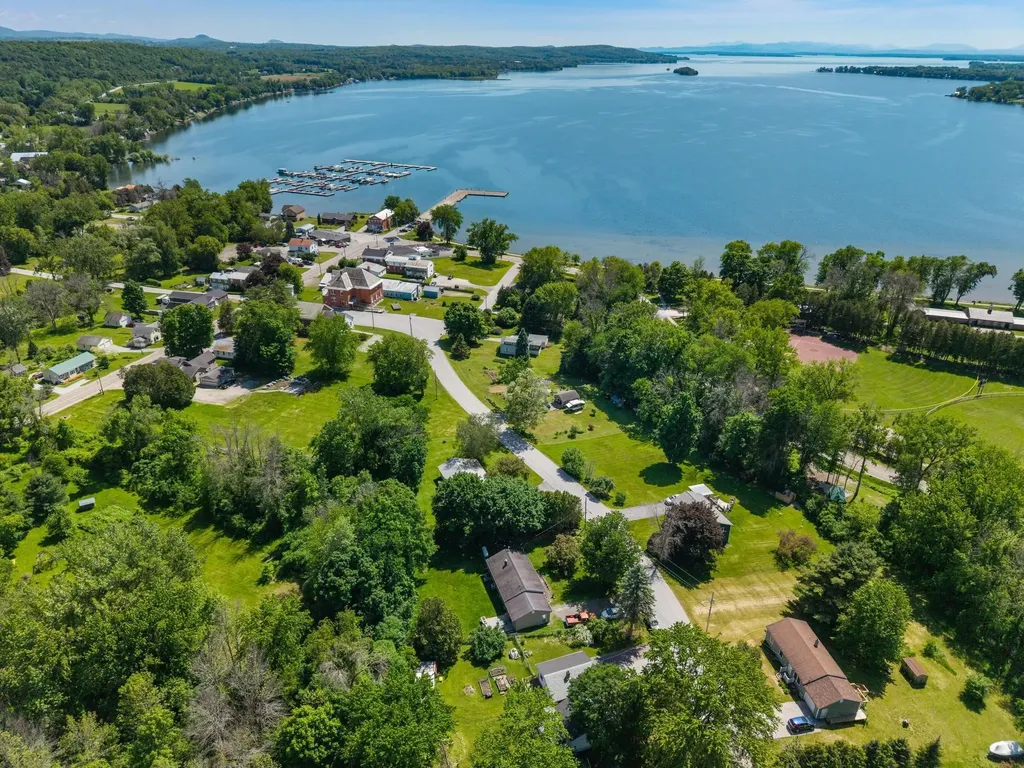 118 Mcginn Drive St. Albans Town VT 05478