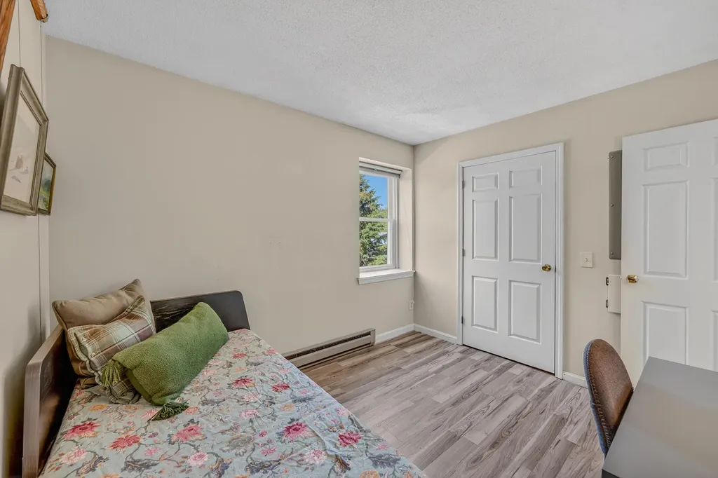 28 Academy Street Franconia NH 03580