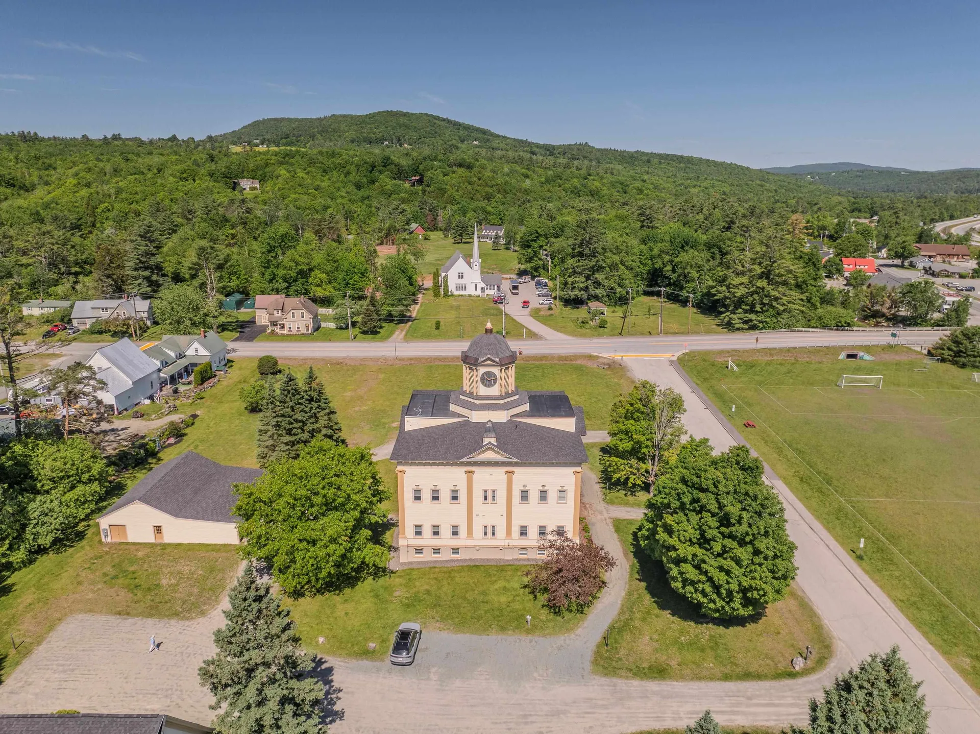 28 Academy Street Franconia NH 03580
