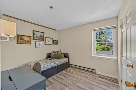 28 Academy Street Franconia NH 03580