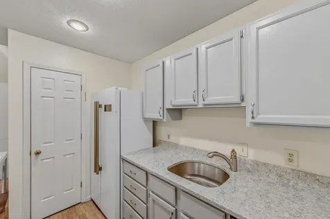 28 Academy Street Franconia NH 03580