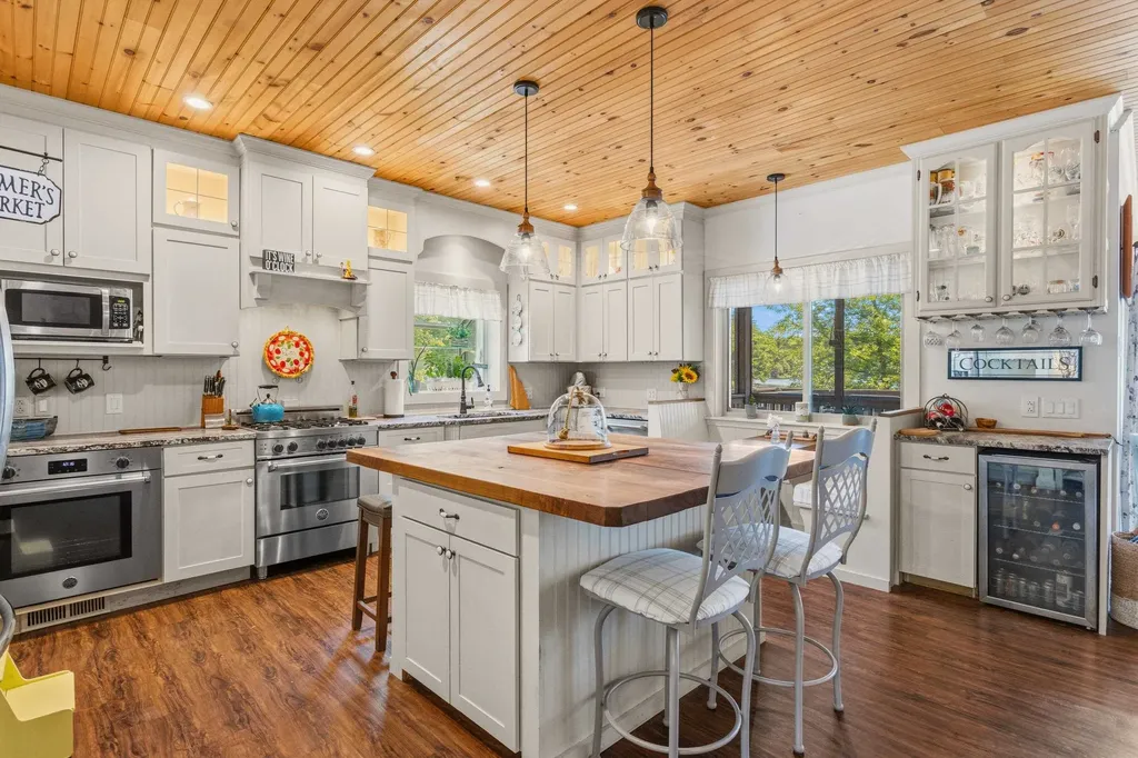 50 Gaumont Road Windham NH 03087