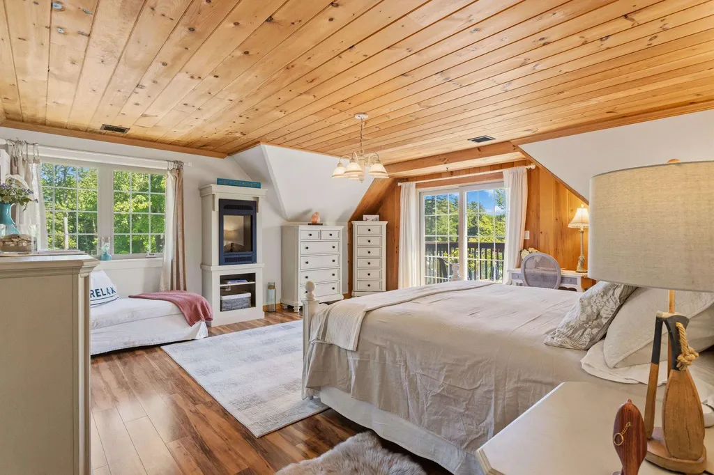 50 Gaumont Road Windham NH 03087
