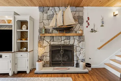 50 Gaumont Road Windham NH 03087