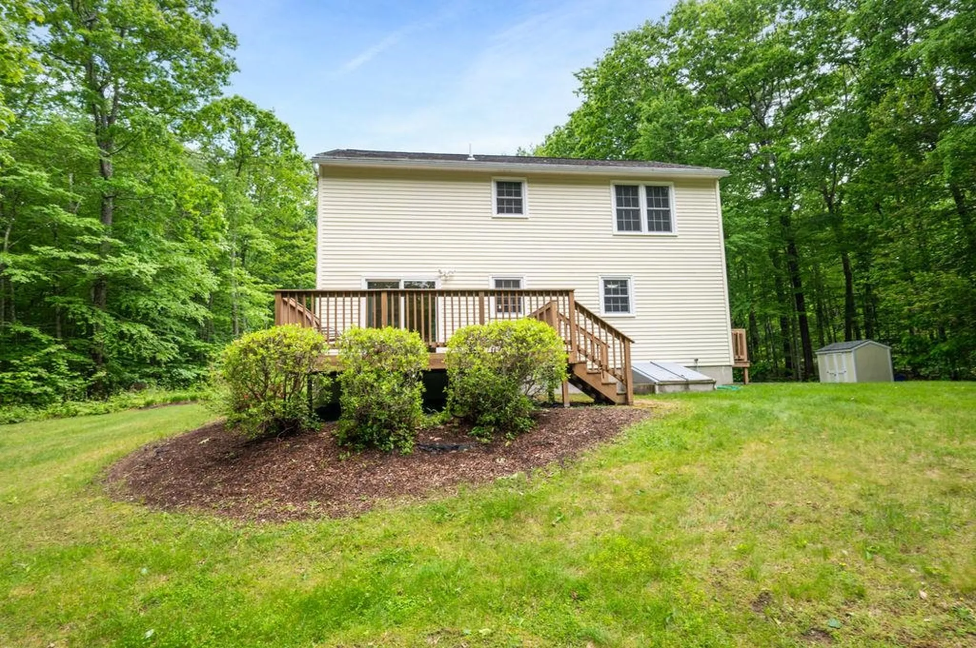 43 Sage Court Goffstown NH 03045