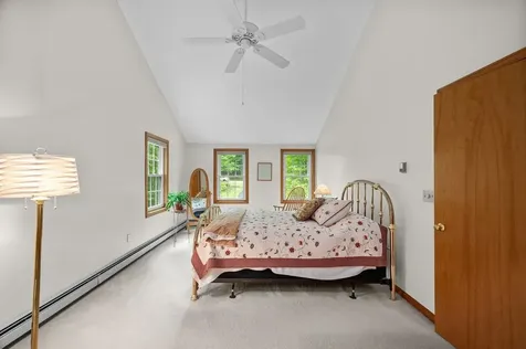 43 Sage Court Goffstown NH 03045