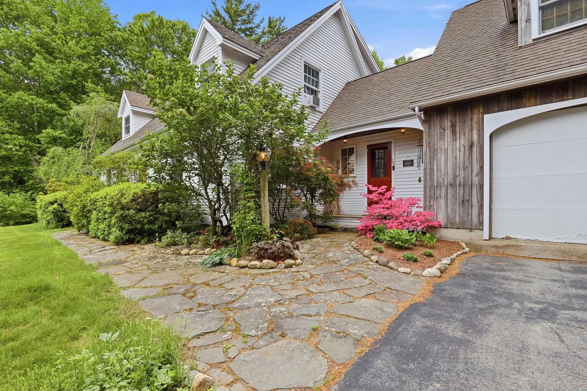 28 Island Road Deerfield NH 03037