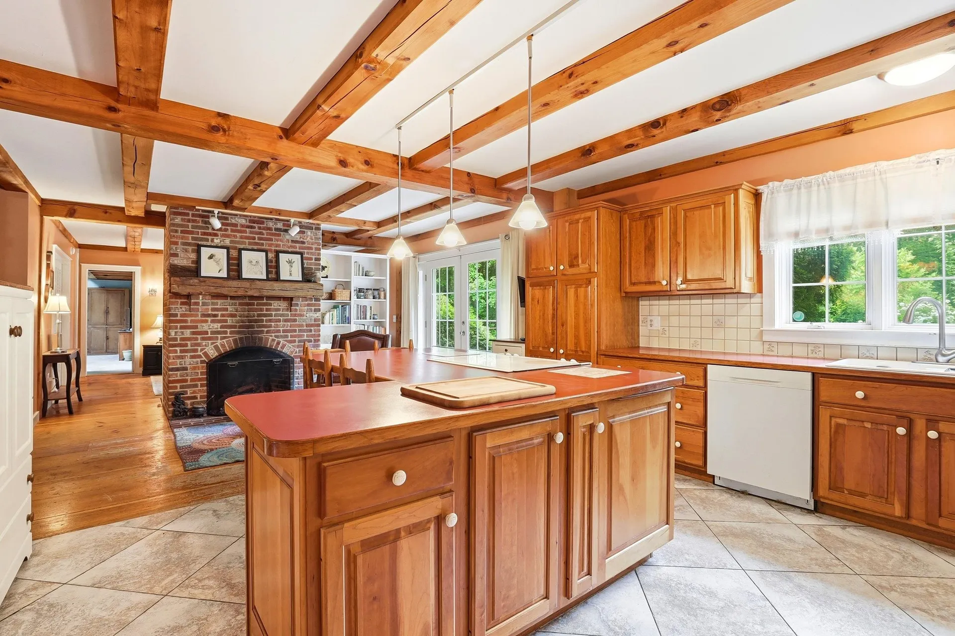 28 Island Road Deerfield NH 03037