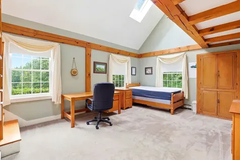 28 Island Road Deerfield NH 03037