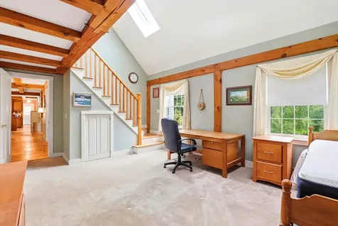28 Island Road Deerfield NH 03037