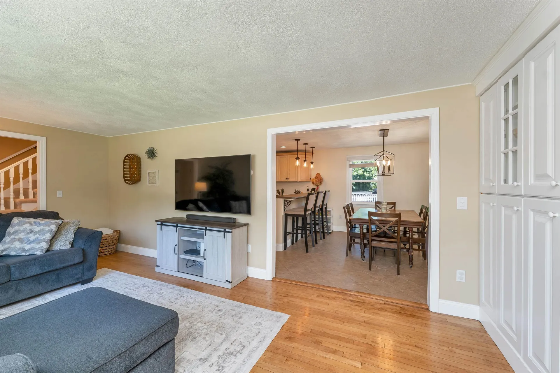14 Juniper Lane Nashua NH 03063