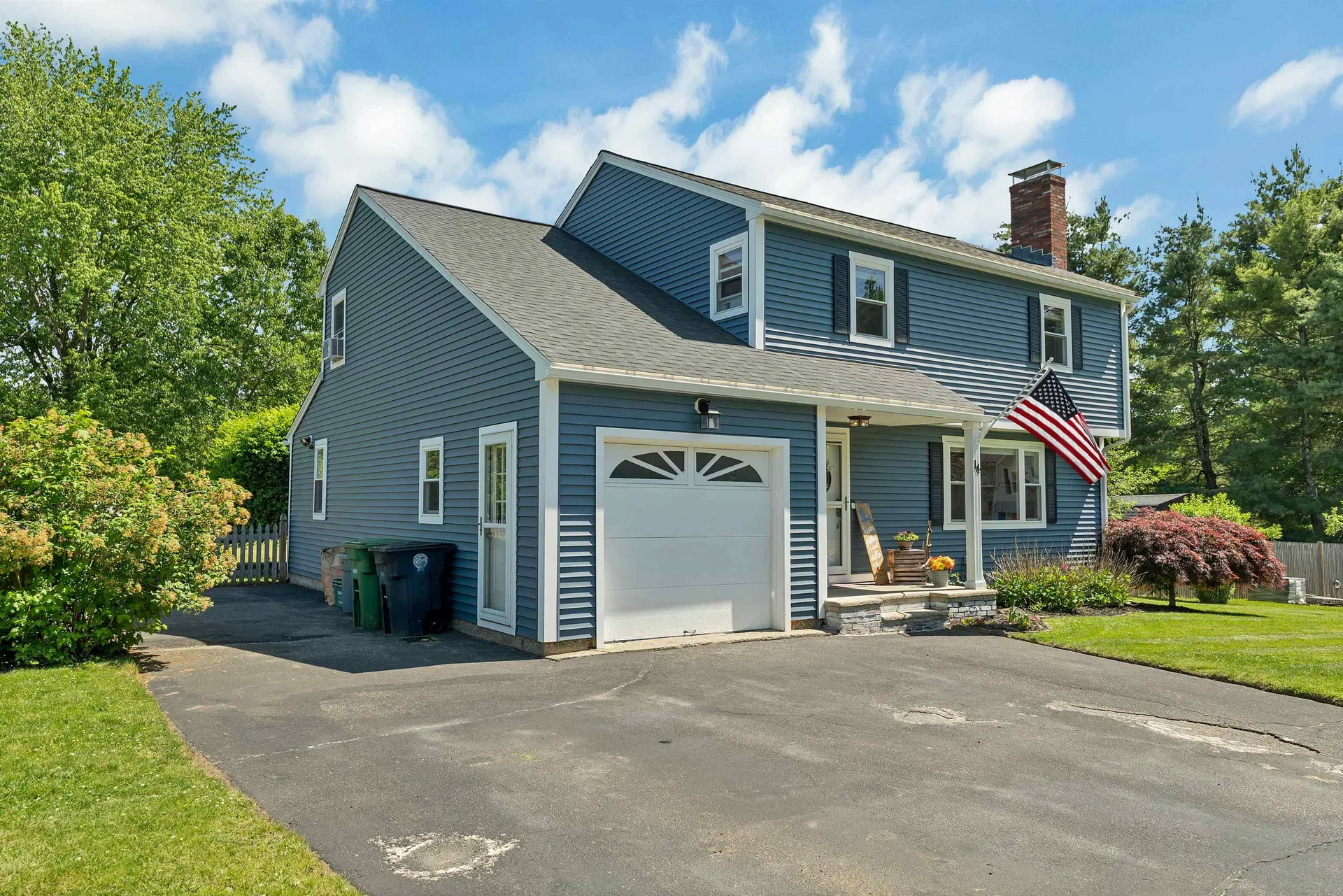 14 Juniper Lane Nashua NH 03063