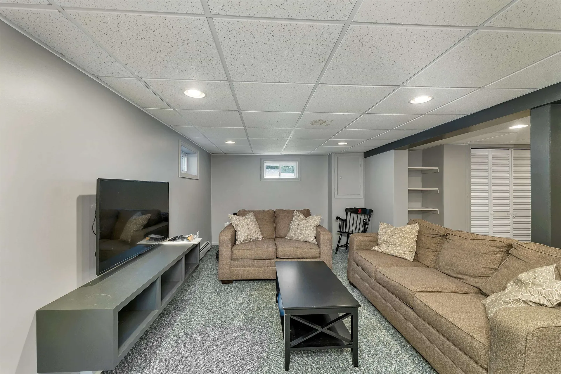 14 Juniper Lane Nashua NH 03063