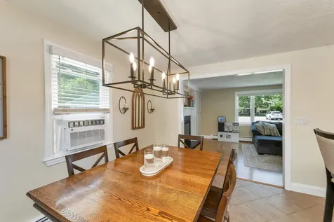 14 Juniper Lane Nashua NH 03063