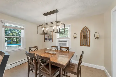 14 Juniper Lane Nashua NH 03063