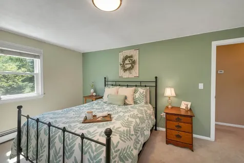14 Juniper Lane Nashua NH 03063