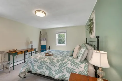 14 Juniper Lane Nashua NH 03063