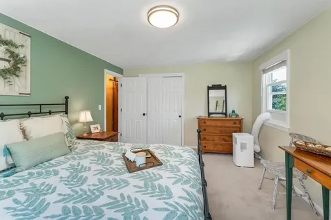 14 Juniper Lane Nashua NH 03063