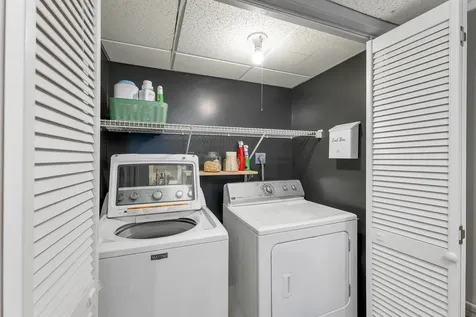 14 Juniper Lane Nashua NH 03063