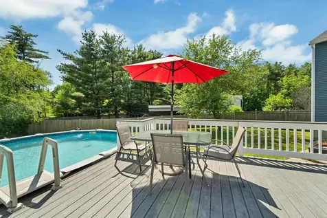14 Juniper Lane Nashua NH 03063