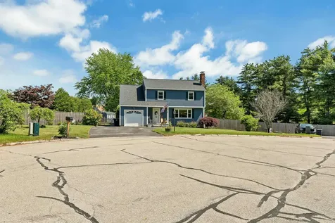 14 Juniper Lane Nashua NH 03063