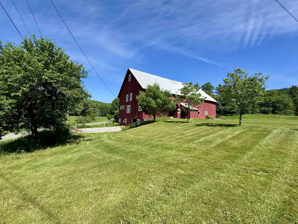 3517 Duck Pond Road Waterford VT 05819
