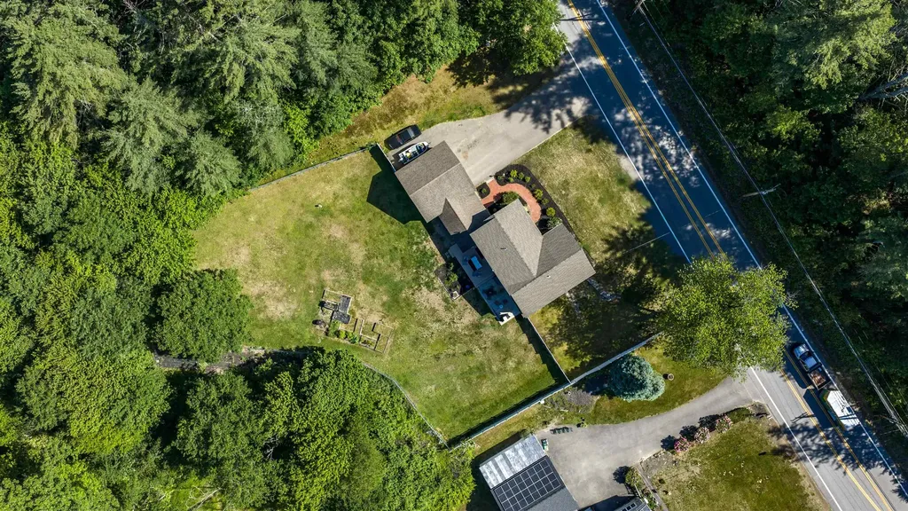 372 Mountain Road Concord NH 03301