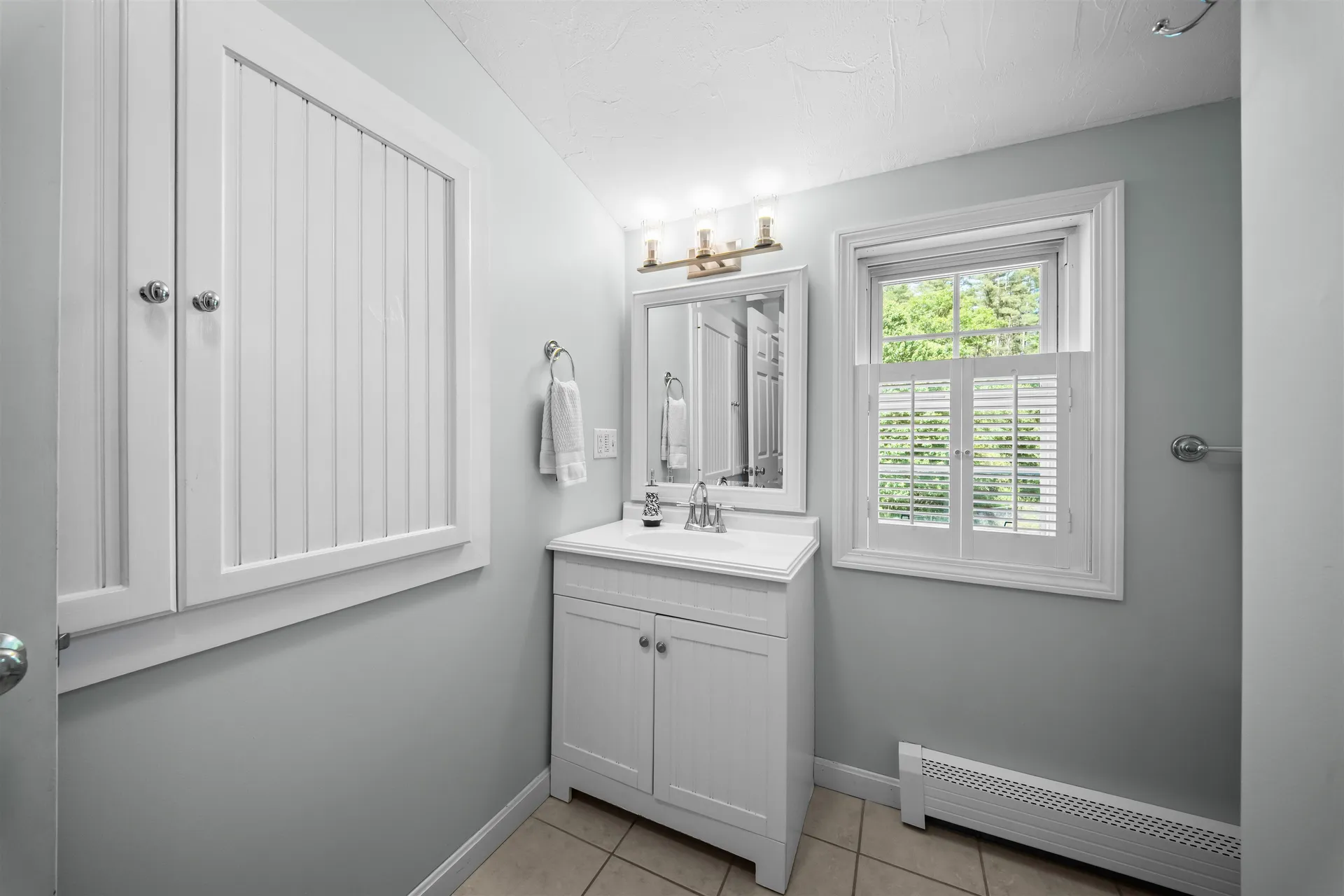 372 Mountain Road Concord NH 03301