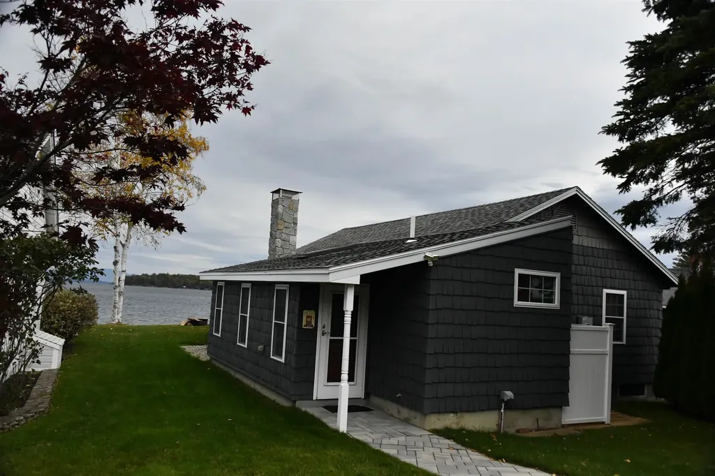 36 Elm Street Alton NH 03810