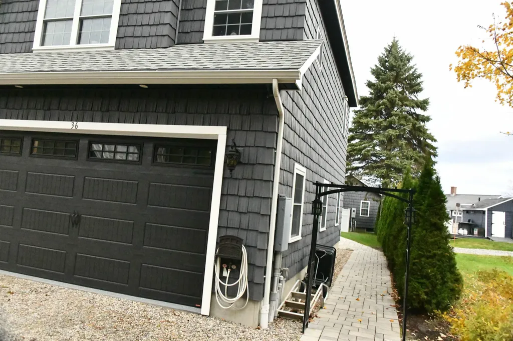 36 Elm Street Alton NH 03810