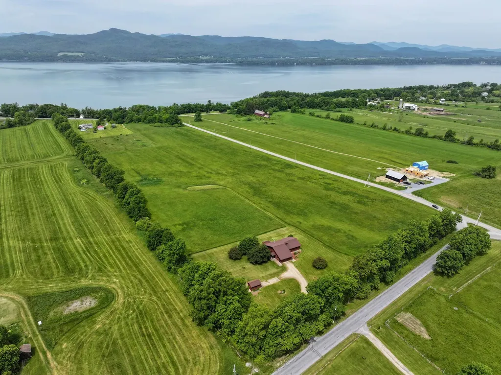 104 Jersey Street Addison VT 05491