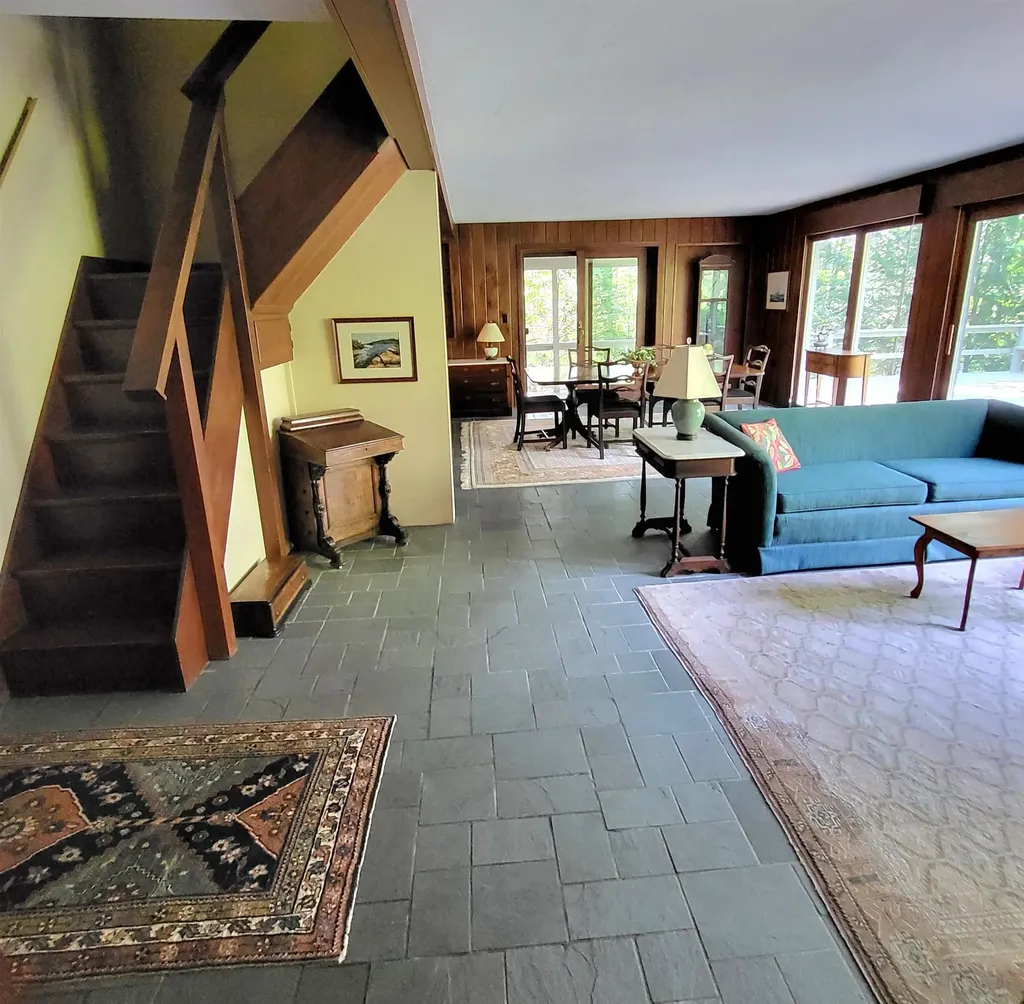 624 Baker Turn Road Hartford VT 05059