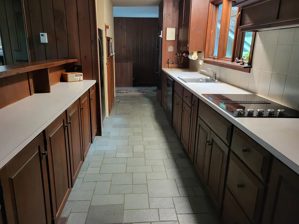 624 Baker Turn Road Hartford VT 05059
