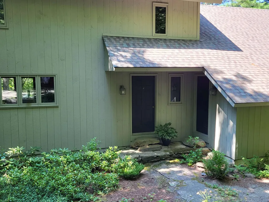 624 Baker Turn Road Hartford VT 05059
