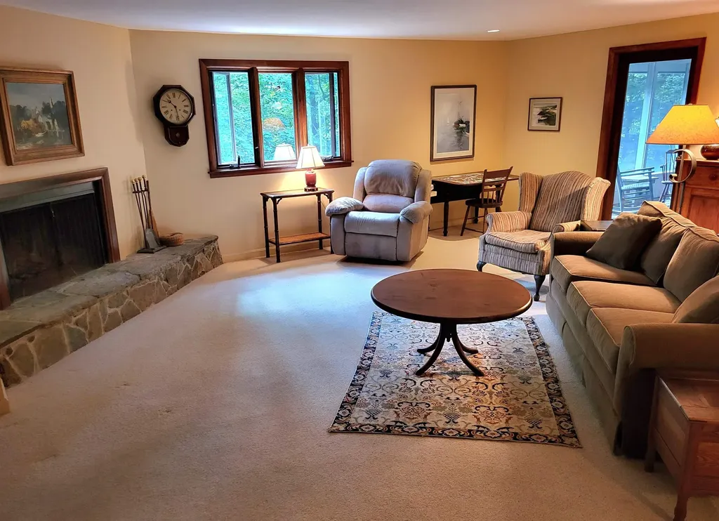 624 Baker Turn Road Hartford VT 05059