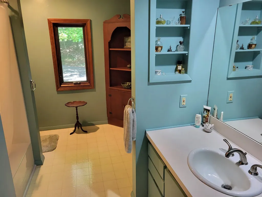 624 Baker Turn Road Hartford VT 05059