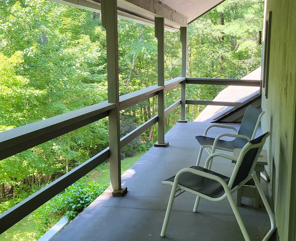 624 Baker Turn Road Hartford VT 05059